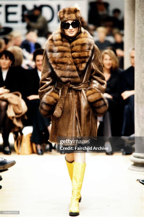 fendi pellicce risoluzone grande|fendi runway dresses.